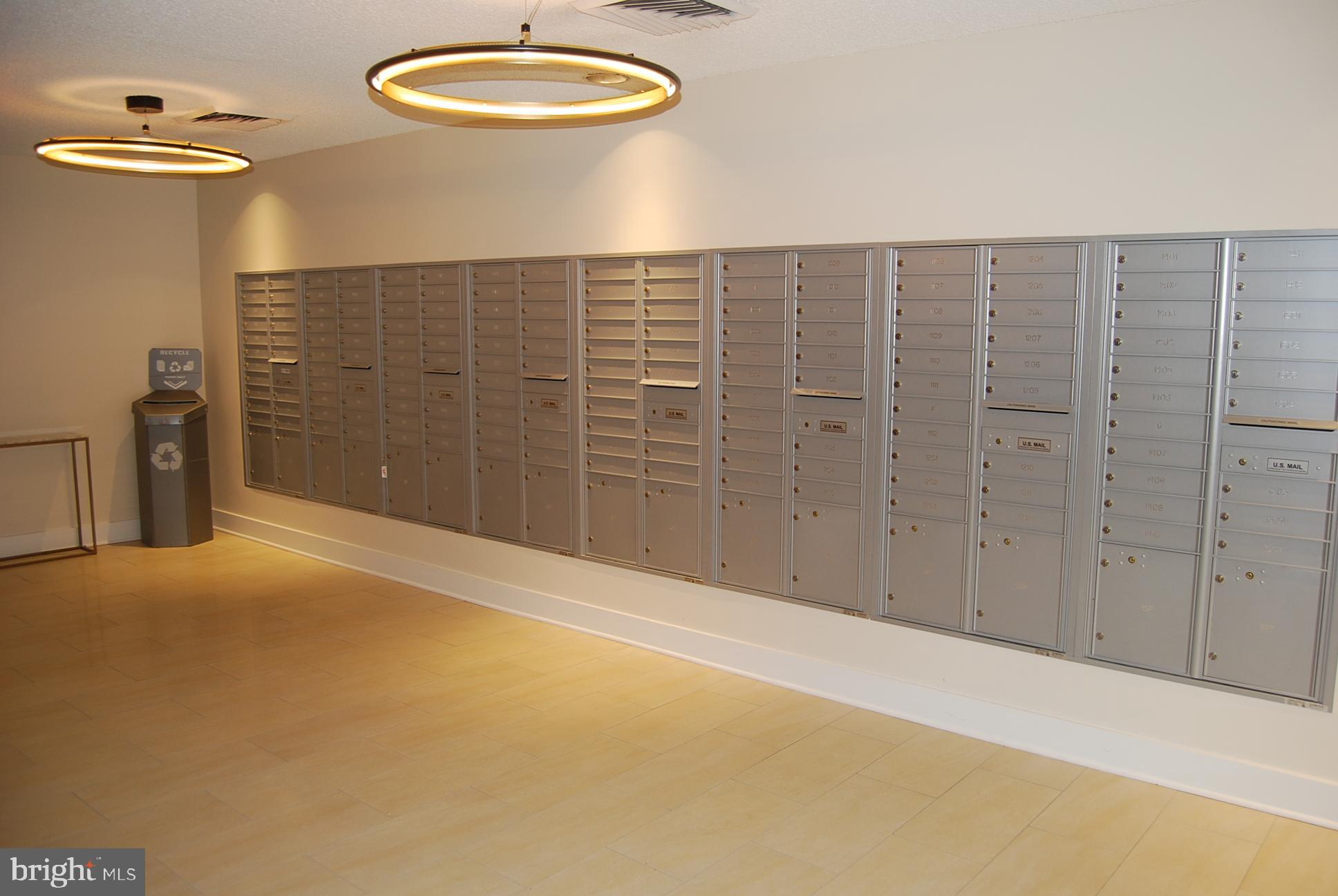 6101 Edsall Road, Unit 401 Alexandria, VA 22304 - Photo 27 of 32 Lobby