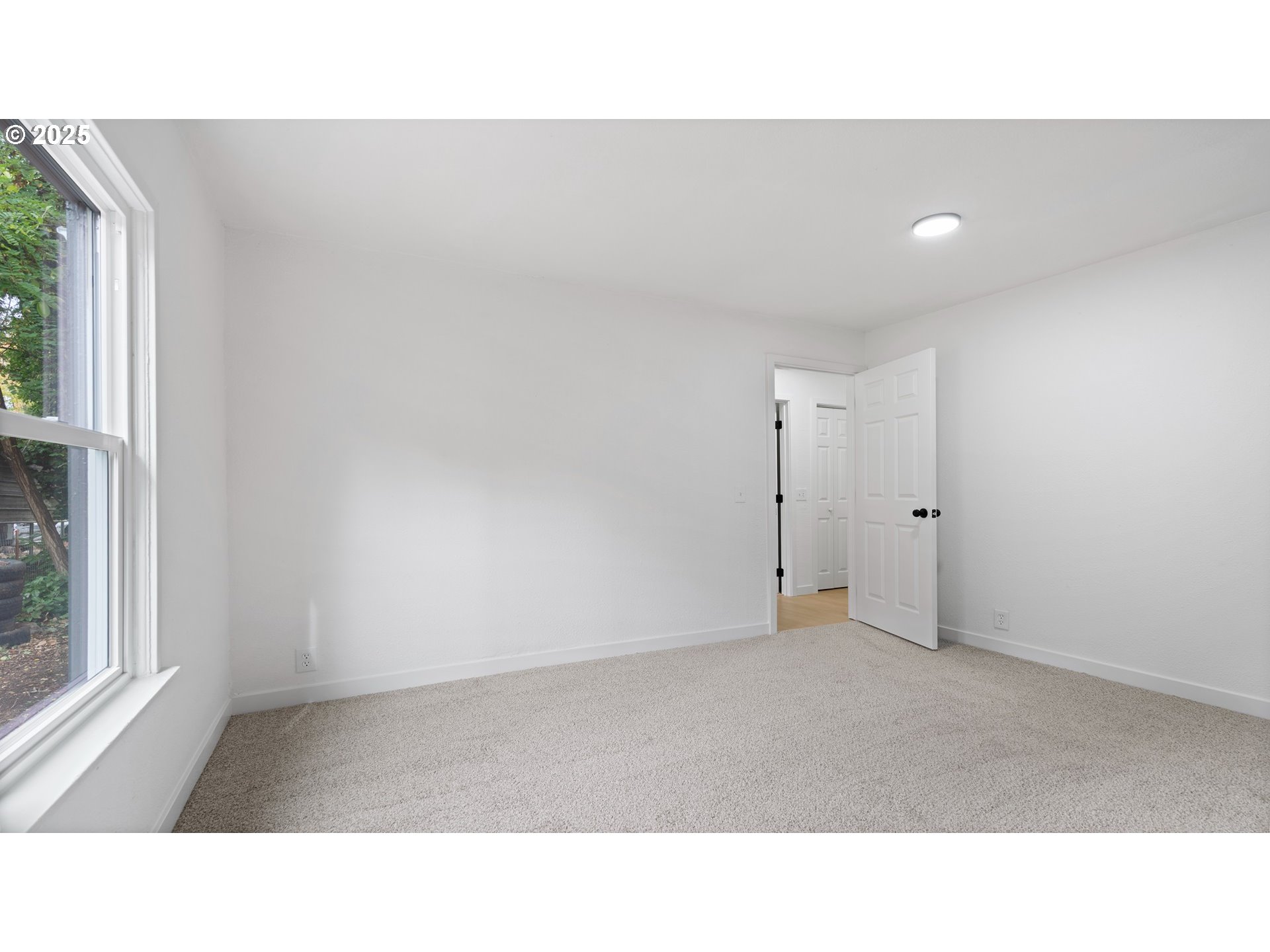 128 West Holley Road Sweet Home, OR 97386 - Photo 22 of 33