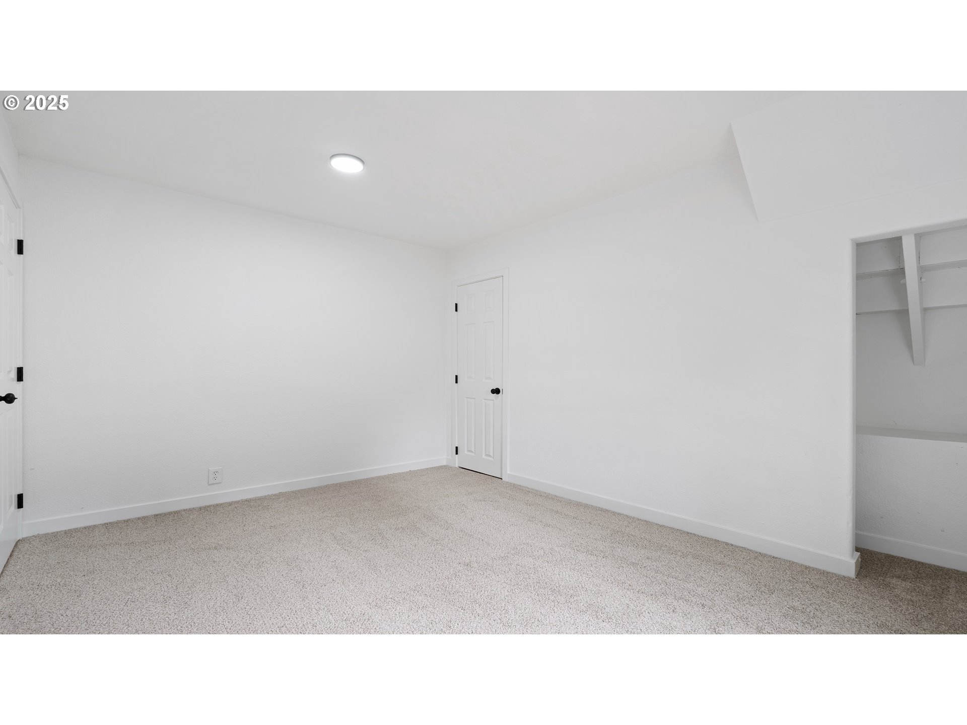 128 West Holley Road Sweet Home, OR 97386 - Photo 23 of 33