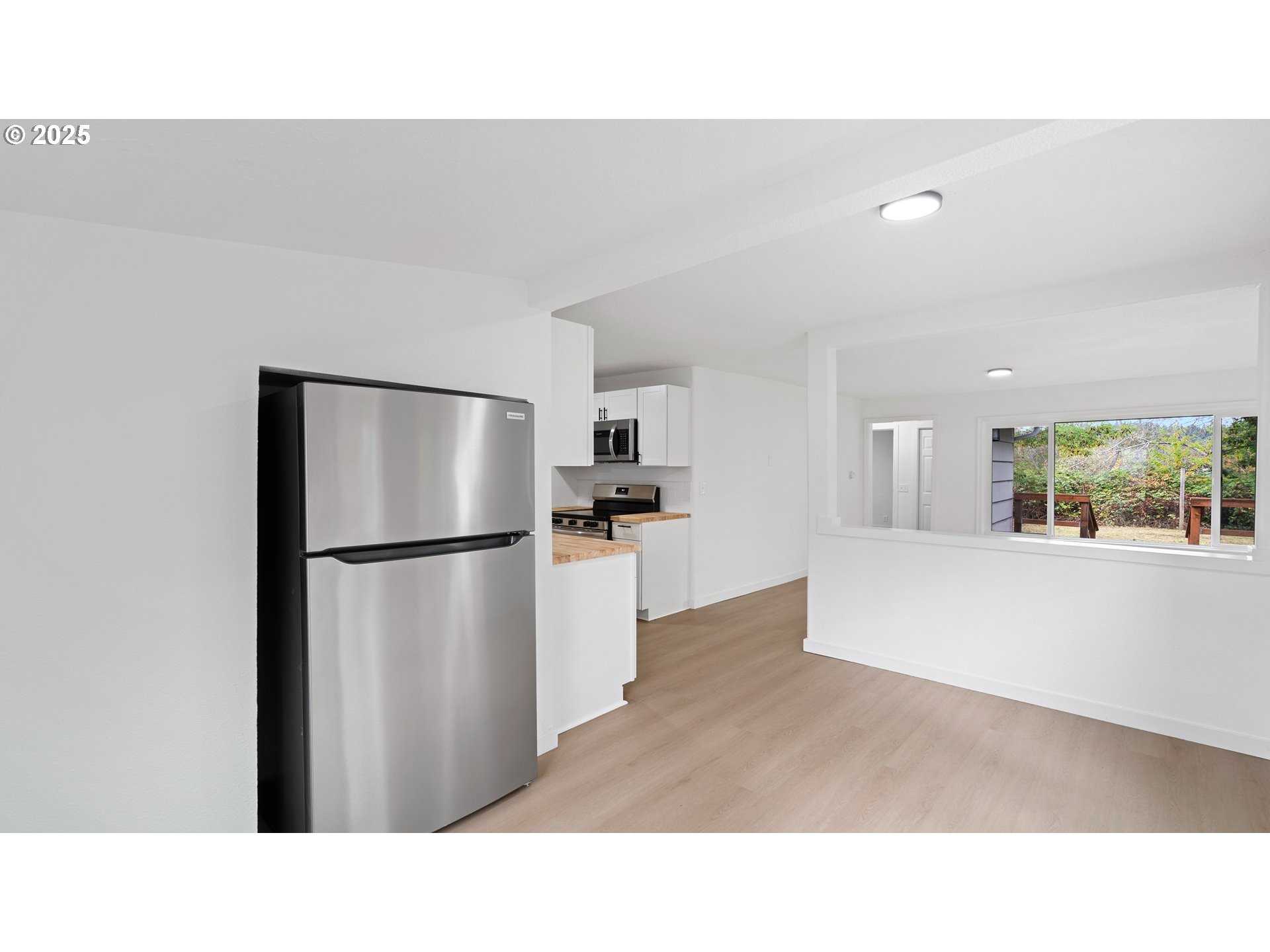 128 West Holley Road Sweet Home, OR 97386 - Photo 6 of 33