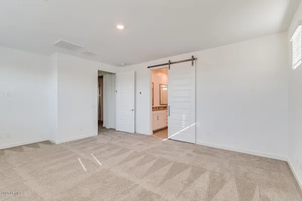 $2,800 | 1070 East Marlin Drive, Chandler, AZ 85286