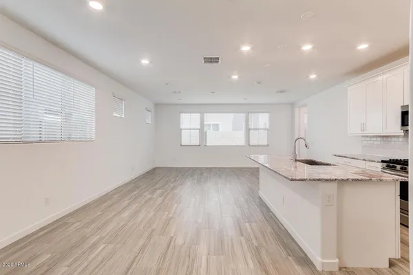 $2,800 | 1070 East Marlin Drive, Chandler, AZ 85286