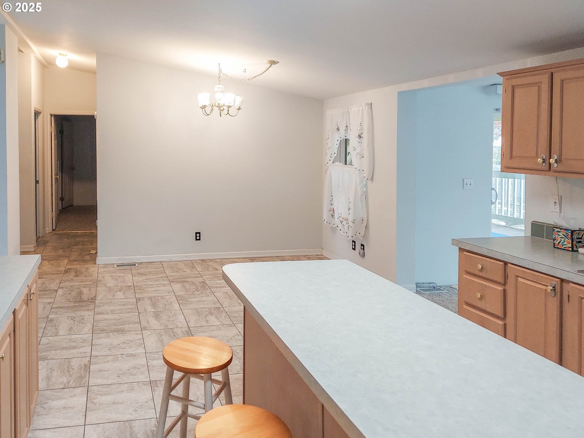 210 Northwest Timothy Avenue Winston, OR 97496 - Photo 9 of 38