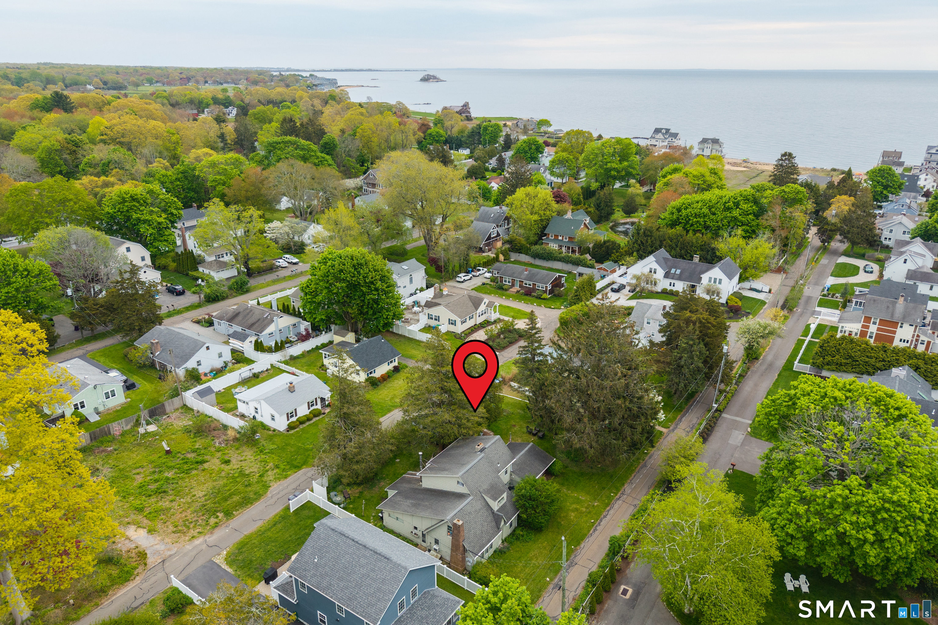 67 Blakeman Road Madison, CT 06443 - Photo 2 of 23 Not quite a stone's throw away to the beach but quite close!