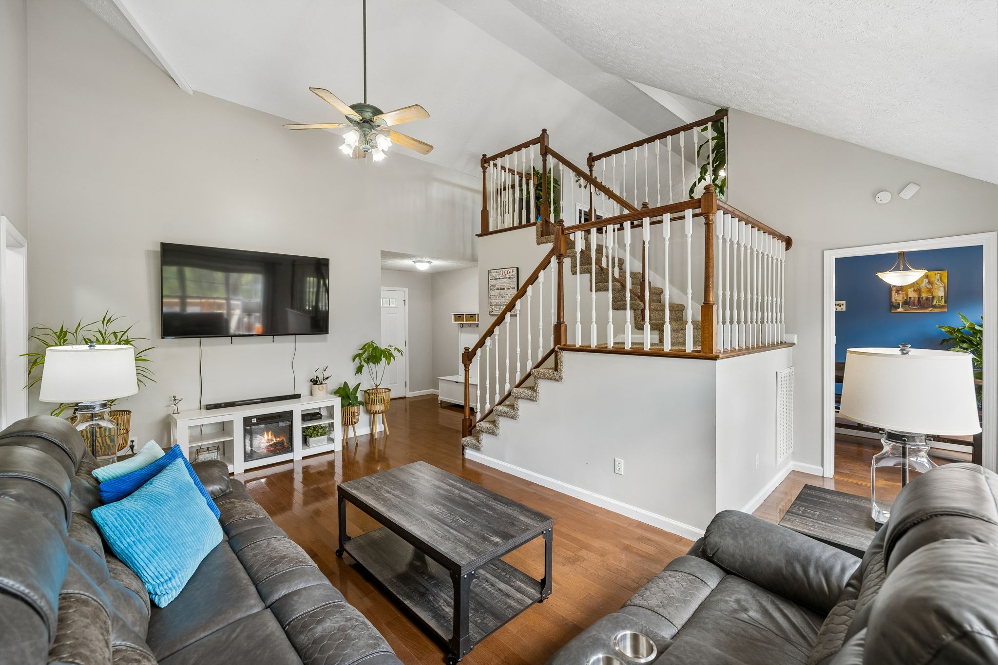 413 Bankshire Road Beechgrove, TN 37018 - Photo 7 of 66 a living room with furniture and a flat screen tv