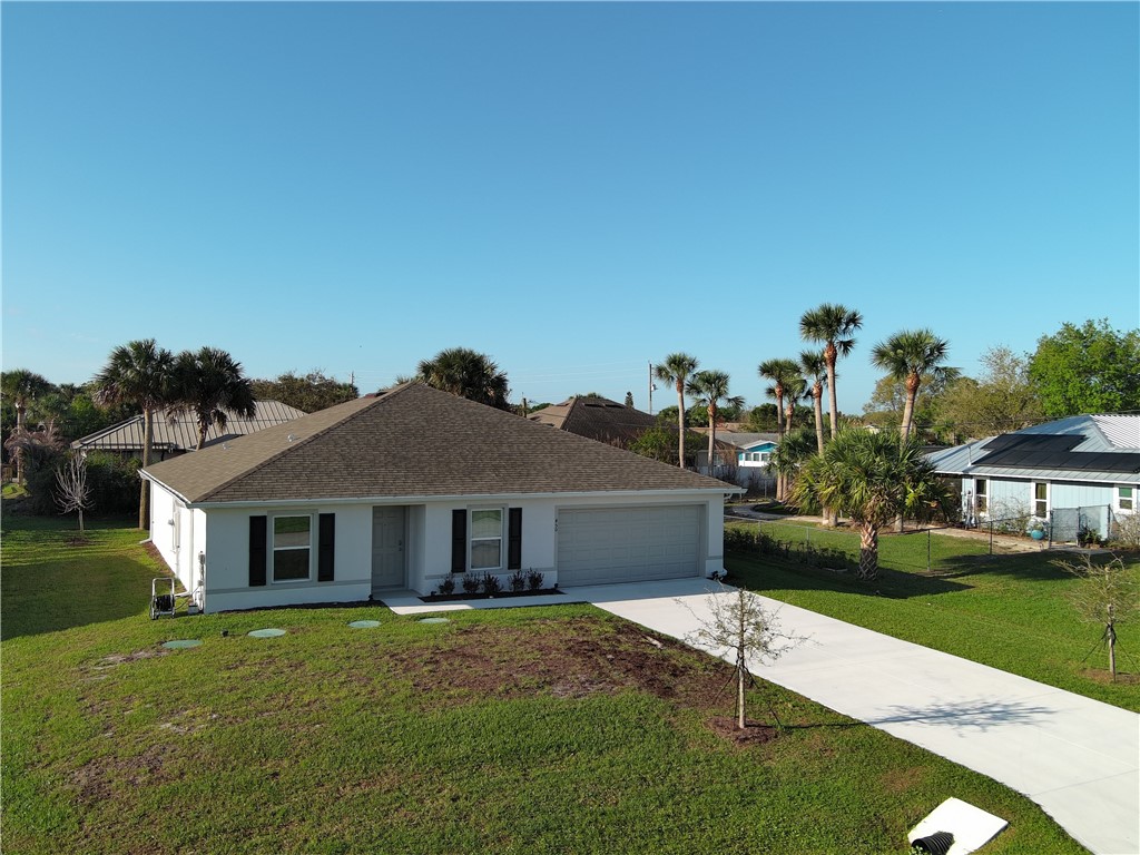 450 Kendall Avenue Sebastian, FL 32958 - Photo 1 of 33