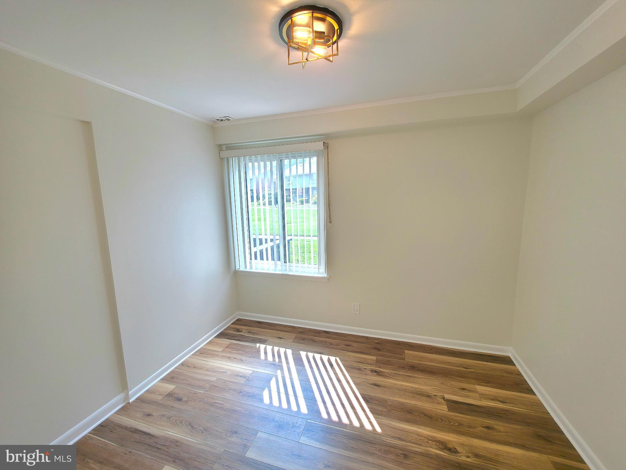 114 Van Buren Road, Unit 4 Voorhees, NJ 08043 - Photo 9 of 12 Dining room