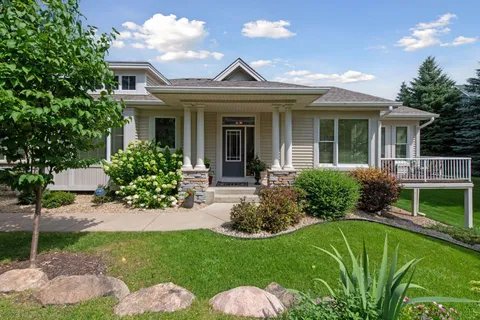 $799,000 | 3834 Linden Drive East, Medina, MN 55340