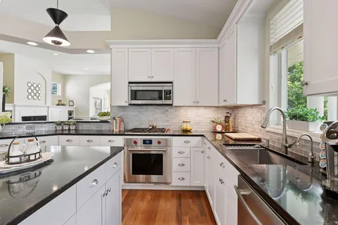 $799,000 | 3834 Linden Drive East, Medina, MN 55340