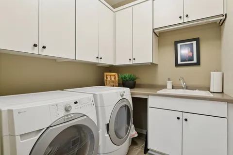 $799,000 | 3834 Linden Drive East, Medina, MN 55340