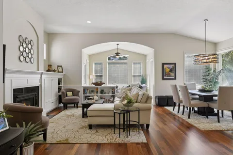 $799,000 | 3834 Linden Drive East, Medina, MN 55340