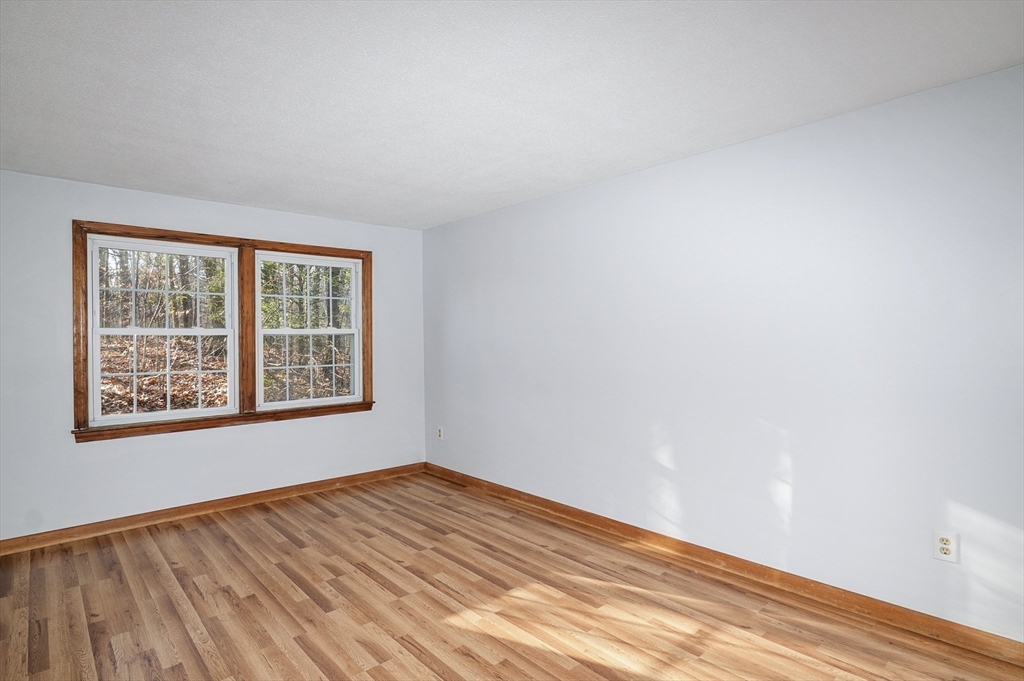 60 Ridgewood Lane, Unit 5 Gardner, MA 01440 - Photo 7 of 22 Gallery Image 7