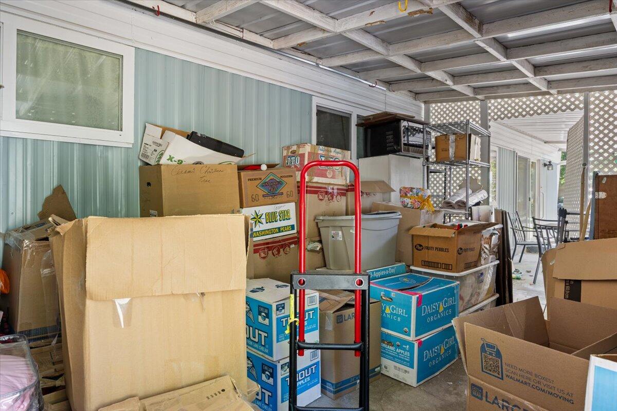 2252 Table Rock Road, Unit SPC 128 Medford, OR 97501 - Photo 15 of 22 Outdoor Dry Storage