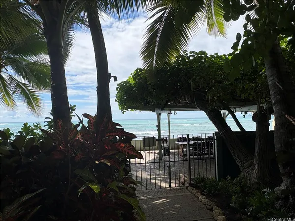 a view of outdoor space yard and patio