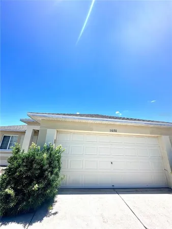 $2,350 | 11030 Whittney Chase Drive, Riverview, FL 33579