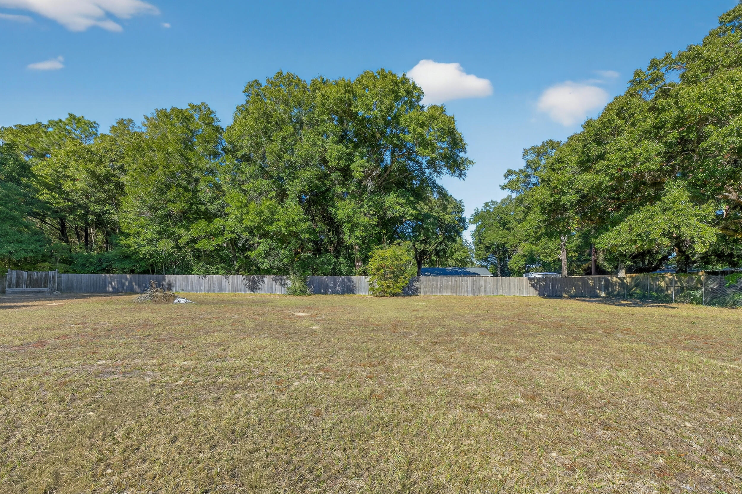 5688 Ridge Avenue Milton, FL 32583 - Photo 25 of 31 a view of an outdoor space and a yard
