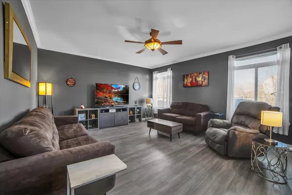 $475,000 | 711 Blossom Court, Oswego, IL 60543