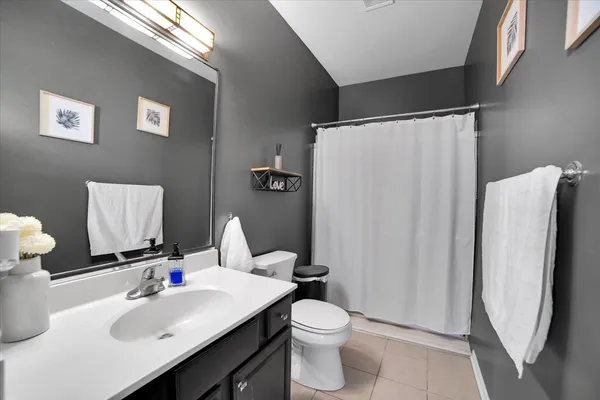 $475,000 | 711 Blossom Court, Oswego, IL 60543