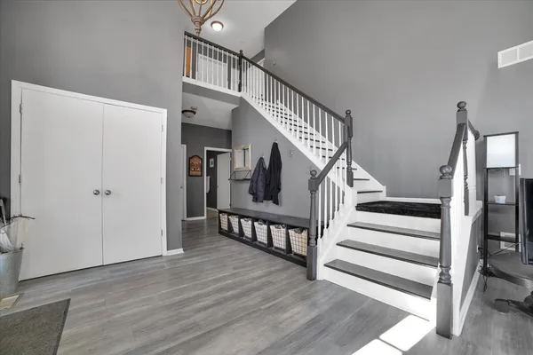 $475,000 | 711 Blossom Court, Oswego, IL 60543