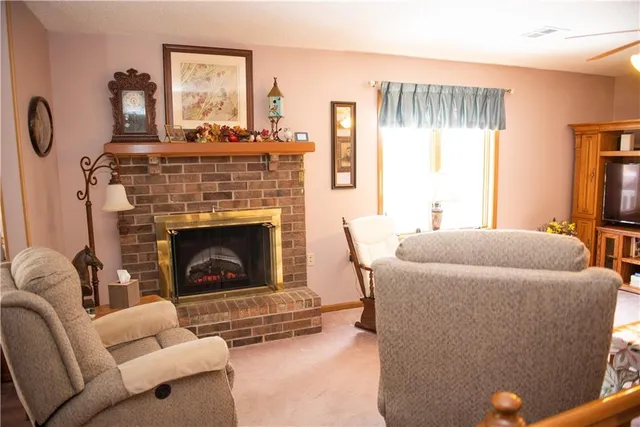 $335,000 | 19001 Sunrise Drive, Belton, MO 64012