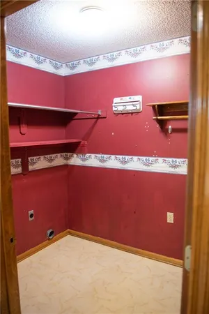 $315,000 | 19001 Sunrise Drive, Belton, MO 64012