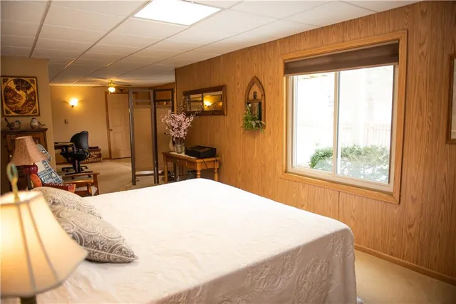 $335,000 | 19001 Sunrise Drive, Belton, MO 64012