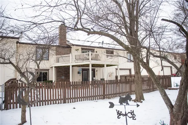 $335,000 | 19001 Sunrise Drive, Belton, MO 64012