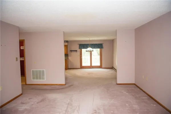 $315,000 | 19001 Sunrise Drive, Belton, MO 64012