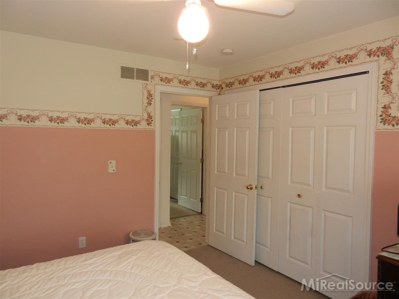 18350 Pratt Road Armada, MI 48005 - Photo 18 of 30 31182640-17.JPG