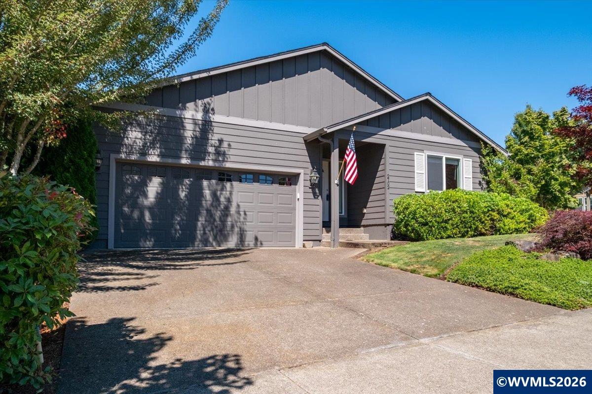 2702 Oak Ridge Street Northwest Albany, OR 97321 - Photo 2 of 50