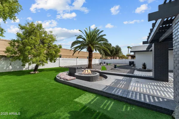 $845,000 | 2818 East Malapai Drive, Phoenix, AZ 85028