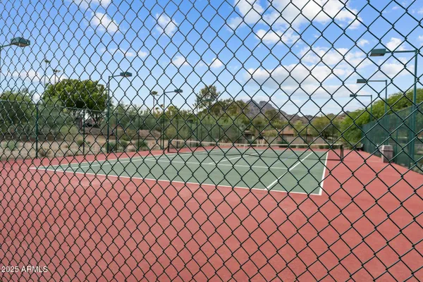 $845,000 | 2818 East Malapai Drive, Phoenix, AZ 85028