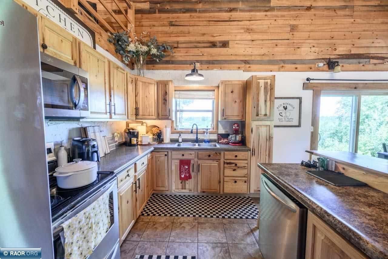 7603 Levander Road Embarrass, MN 55732 - Photo 6 of 49 Gallery Image 6