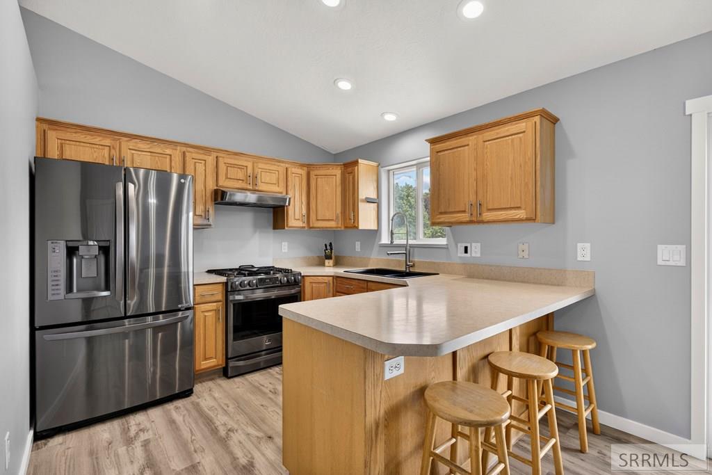 1409 Ridgewood Drive Ammon, ID 83406 - Photo 3 of 55