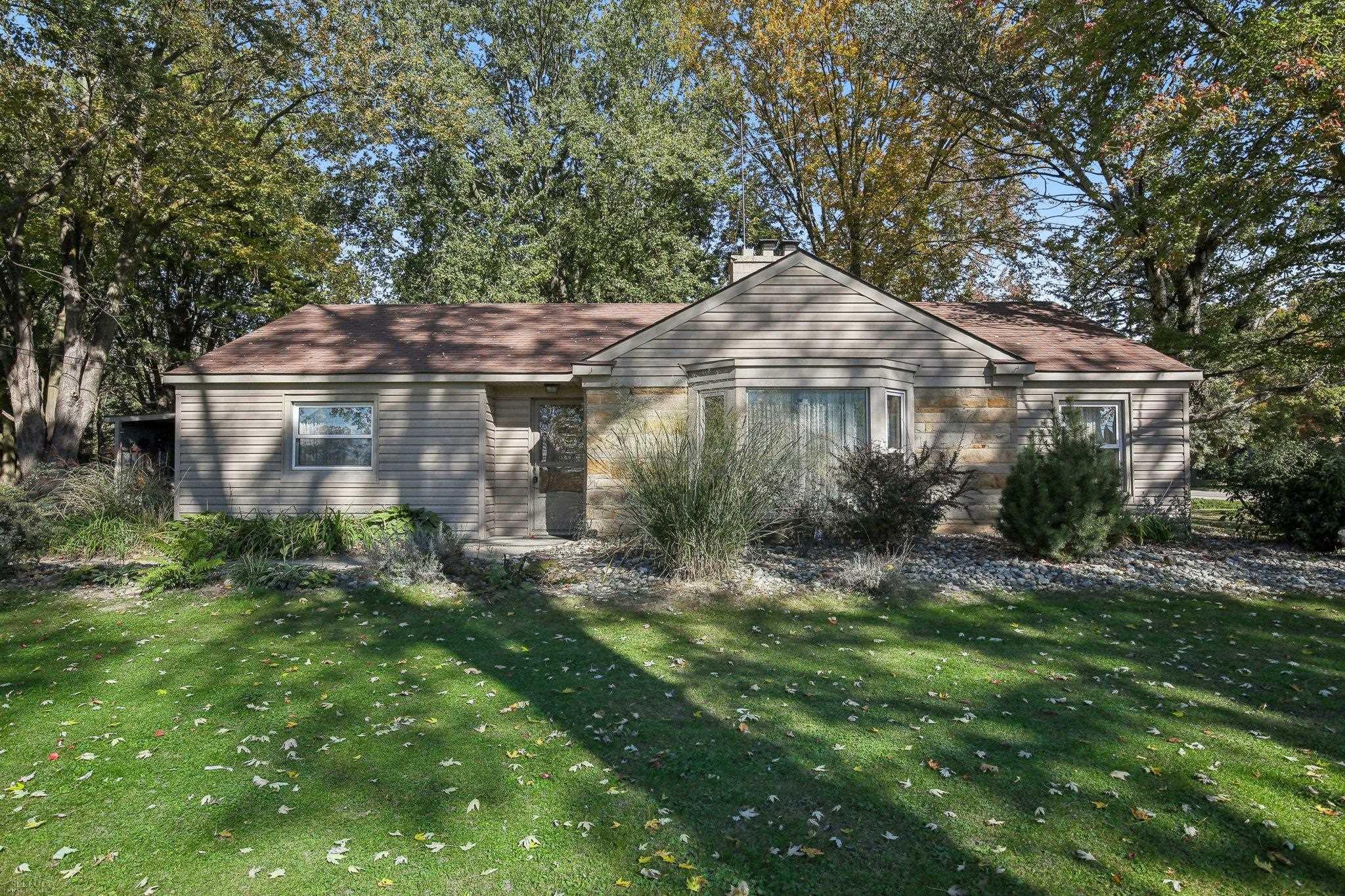 61025 Romeo Plank Road Ray, MI 48096 - Photo 1 of 29 50157921-f3b7b27d-3701-41c2-a17e-cc347263c2f1.JPG