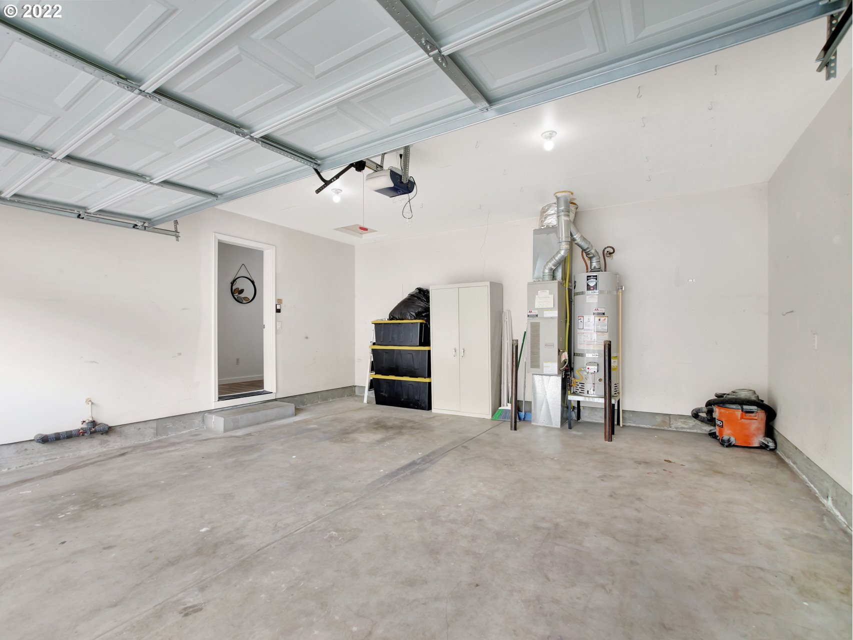 915 Northeast Mariners Loop Portland, OR 97211 - Photo 13 of 30 Gallery Image 13