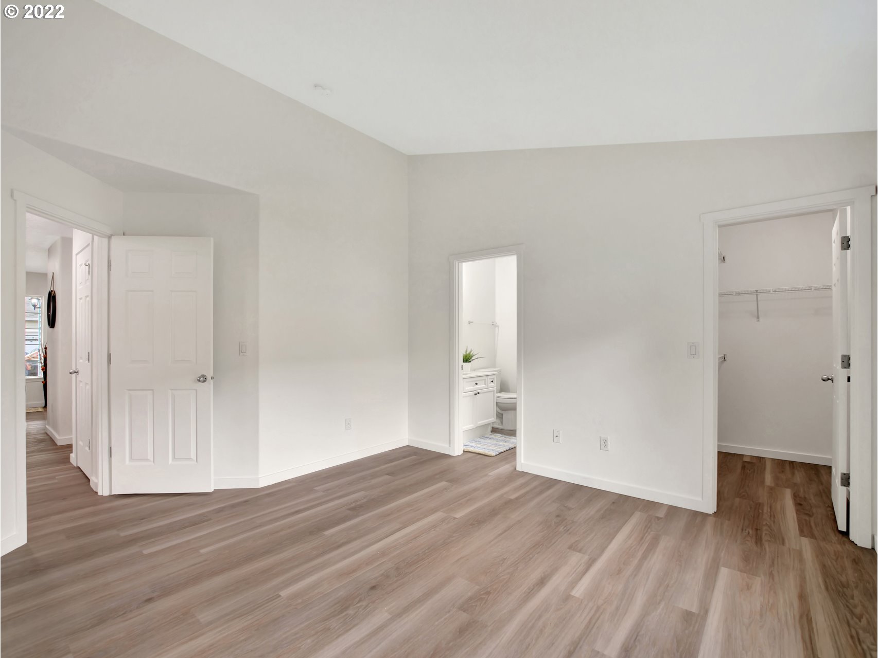 915 Northeast Mariners Loop Portland, OR 97211 - Photo 18 of 30 Gallery Image 18