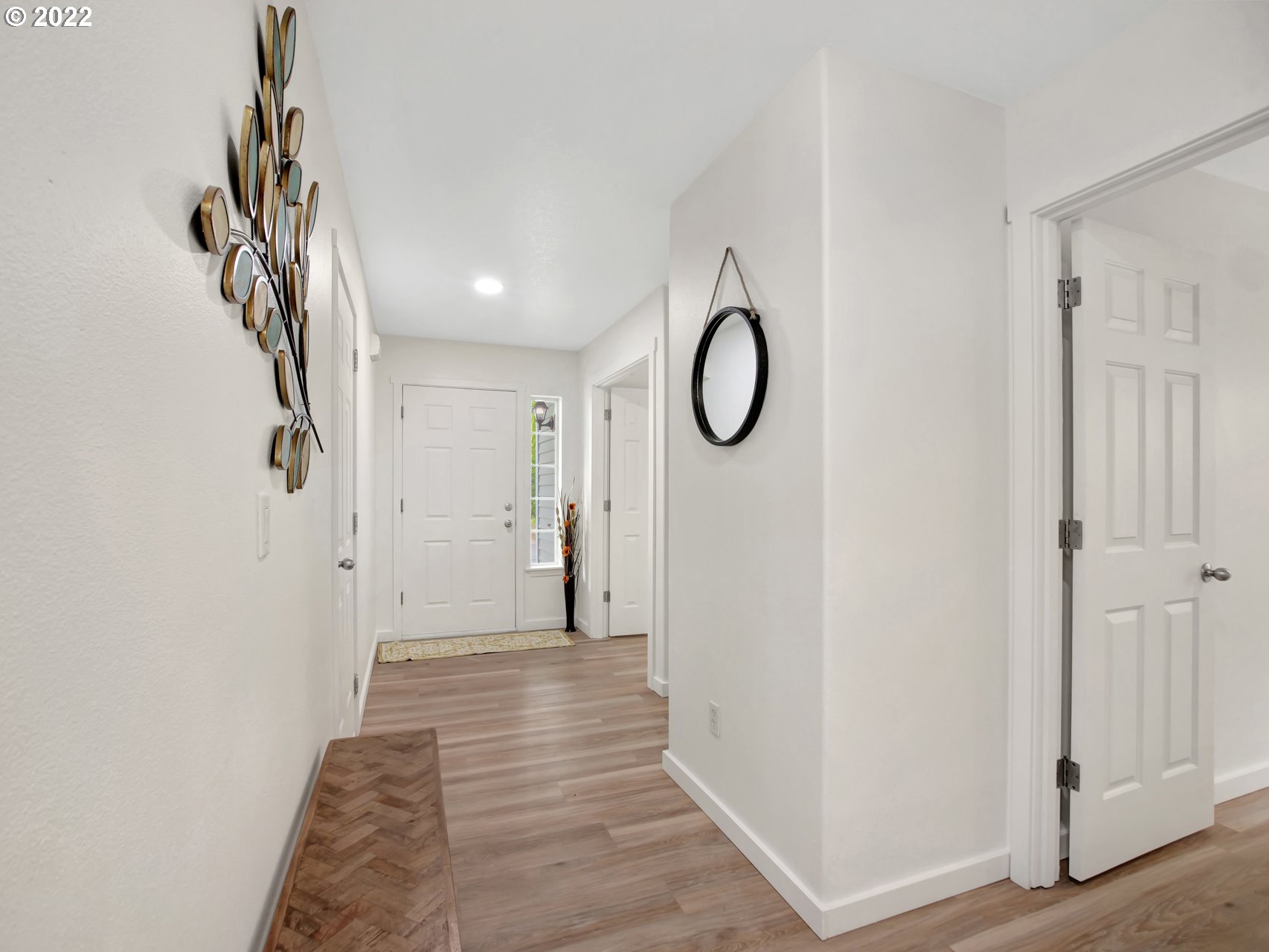 915 Northeast Mariners Loop Portland, OR 97211 - Photo 2 of 30 Gallery Image 2