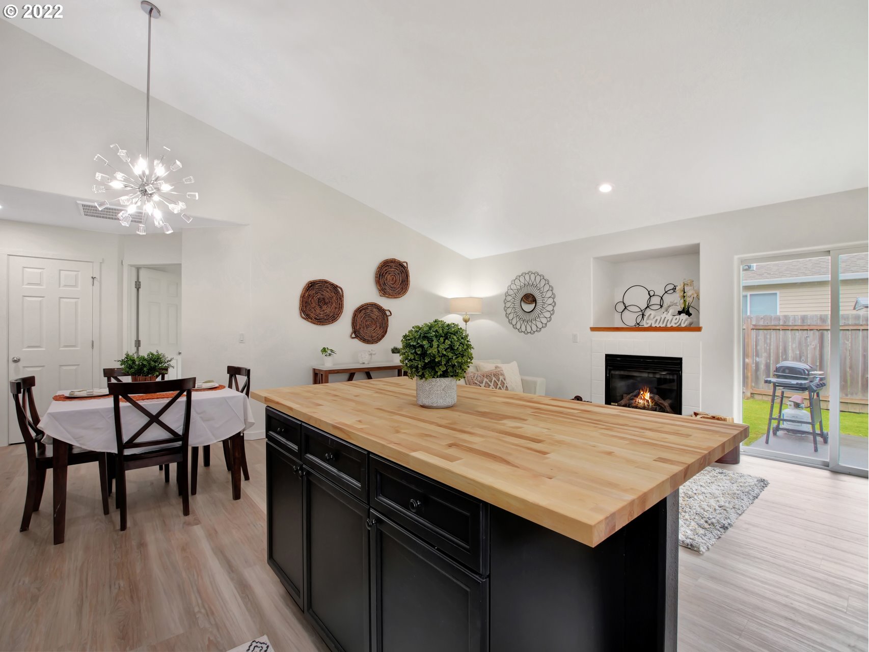 915 Northeast Mariners Loop Portland, OR 97211 - Photo 8 of 30 Gallery Image 8