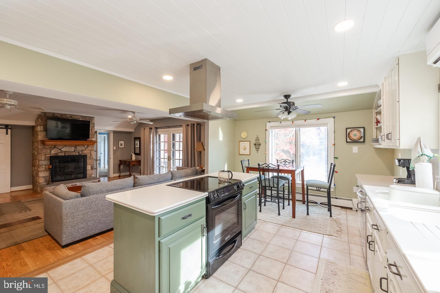 48 Delmont Road Newtown Square, PA 19073 - Photo 1 of 28 Gallery Image 1