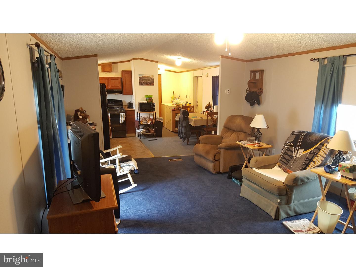208 Bordic Road Reading, PA 19606 - Photo 3 of 6 Gallery Image 3