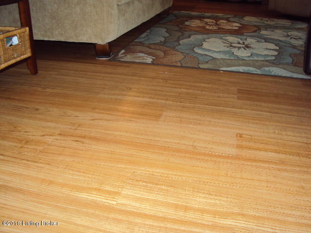 9115 Blowing Tree Road Louisville, KY 40220 - Photo 37 of 81 DSC03985