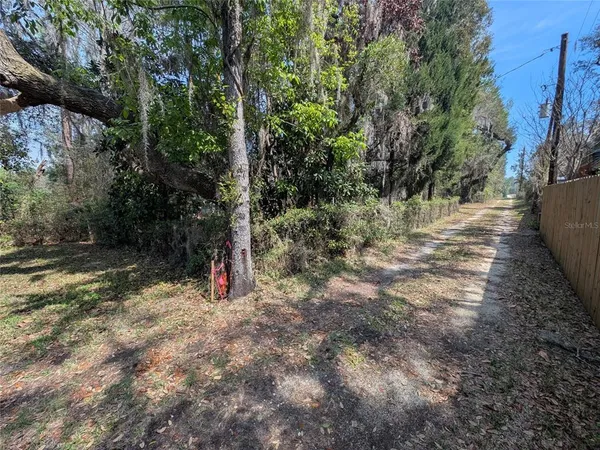 $329,900 | 23797 Northeast 189th Street, Fort McCoy, FL 32134