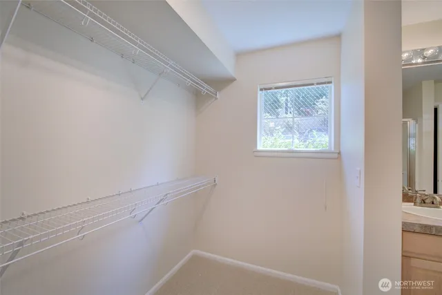 $2,450 | 11306 124th Avenue Northeast, Unit 101, Kirkland, WA 98033