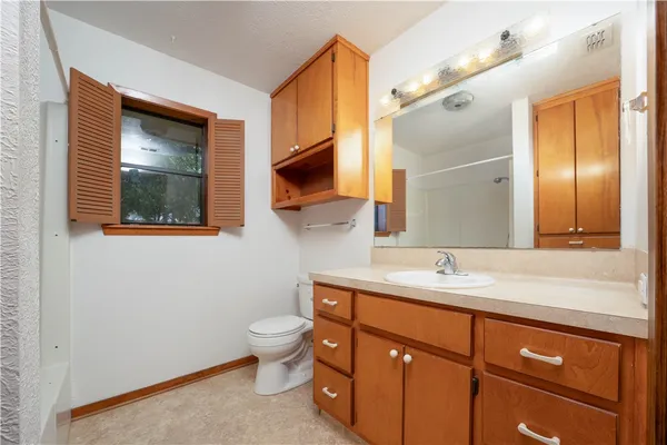 $245,000 | 503 Wendt Street, Orange Grove, TX 78372