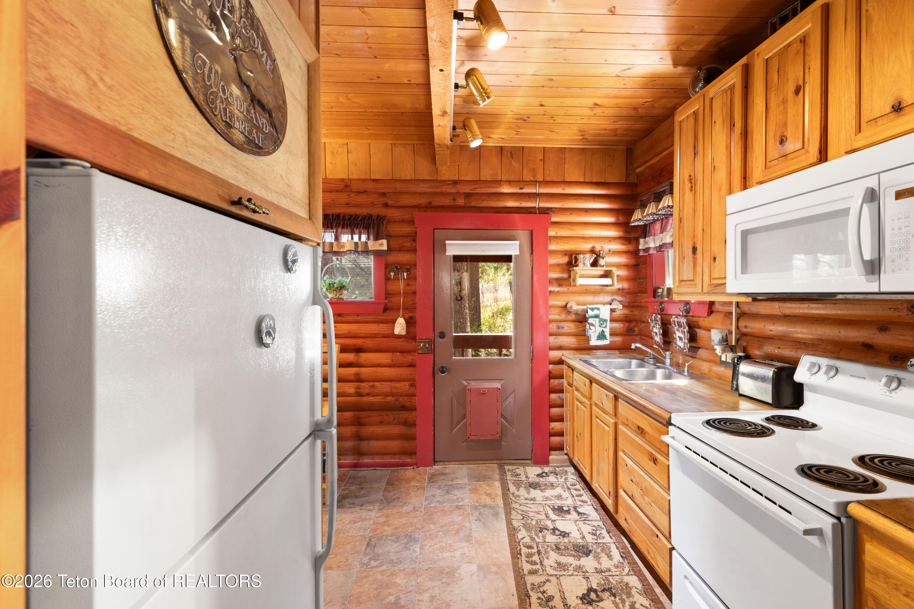761 Terrace Drive Alpine, WY 83128 - Photo 24 of 47 761 Terrace Dr IMG_4774