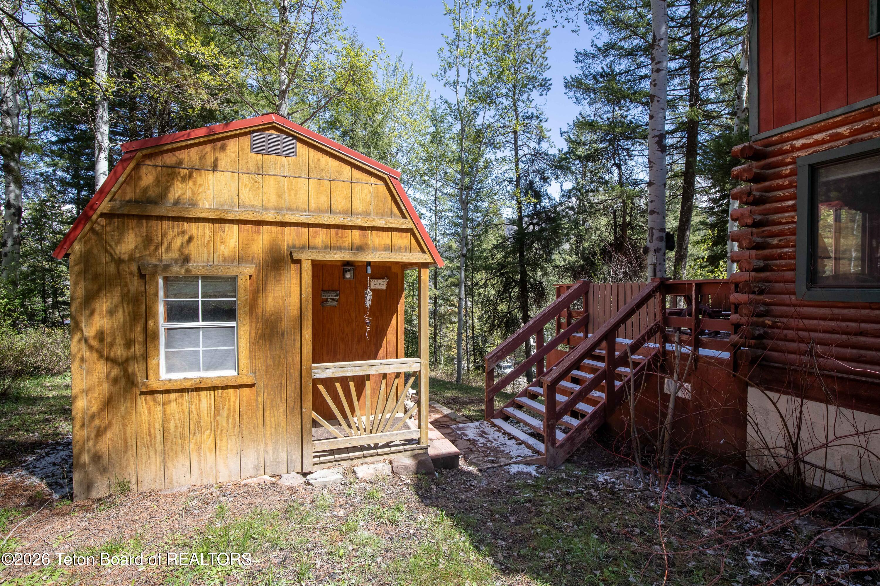 761 Terrace Drive Alpine, WY 83128 - Photo 37 of 47 761 Terrace Dr IMG_4868-HDR