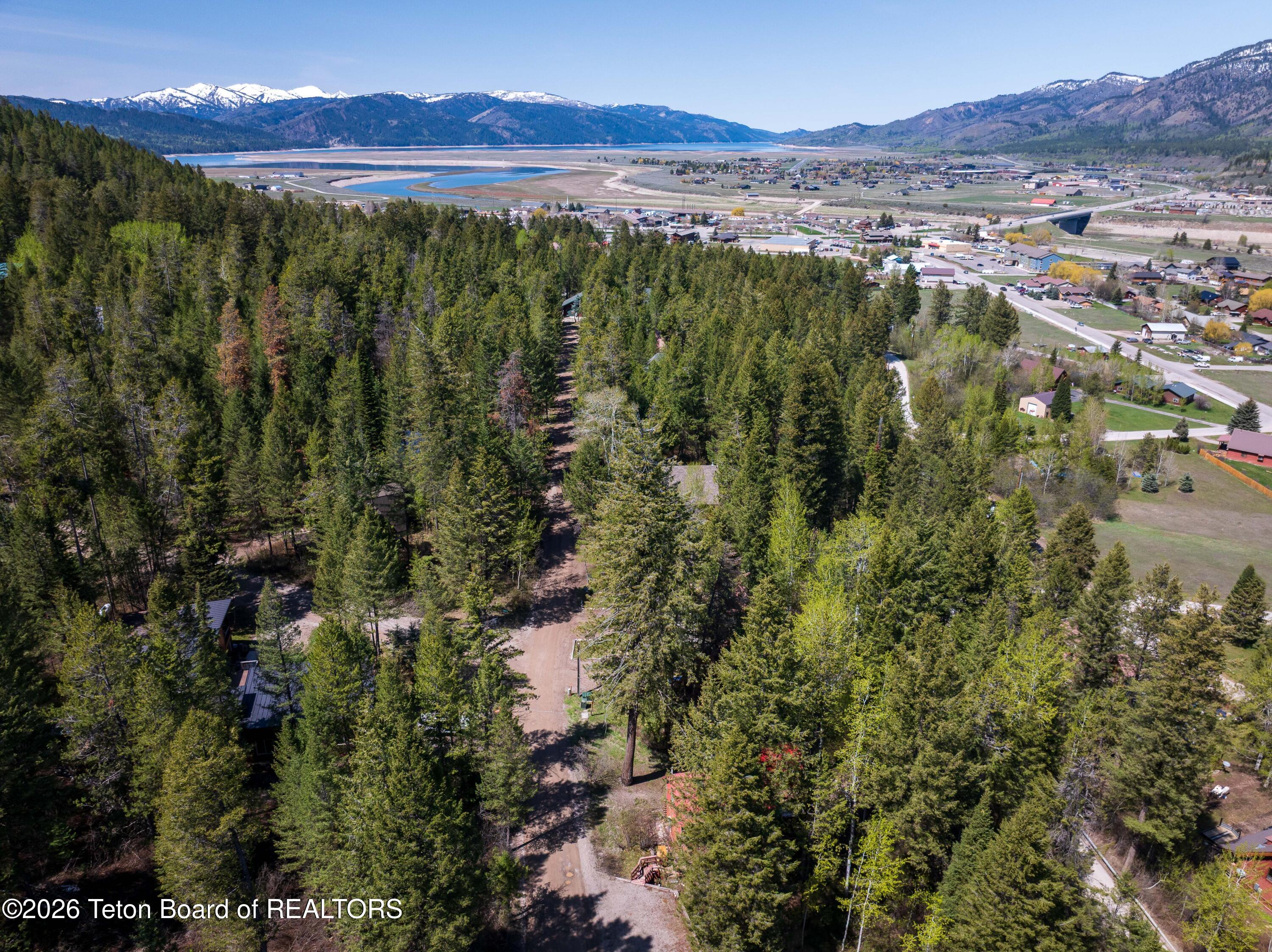 761 Terrace Drive Alpine, WY 83128 - Photo 5 of 47 761 Terrace Dr 0099_D