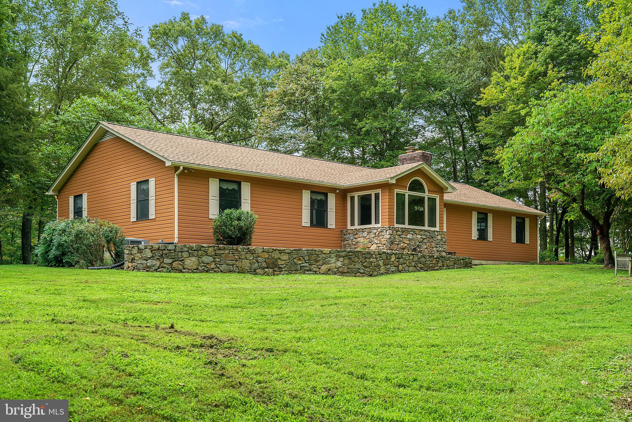 236 Lizzie Mills Road Castleton, VA 22716 - Photo 3 of 50