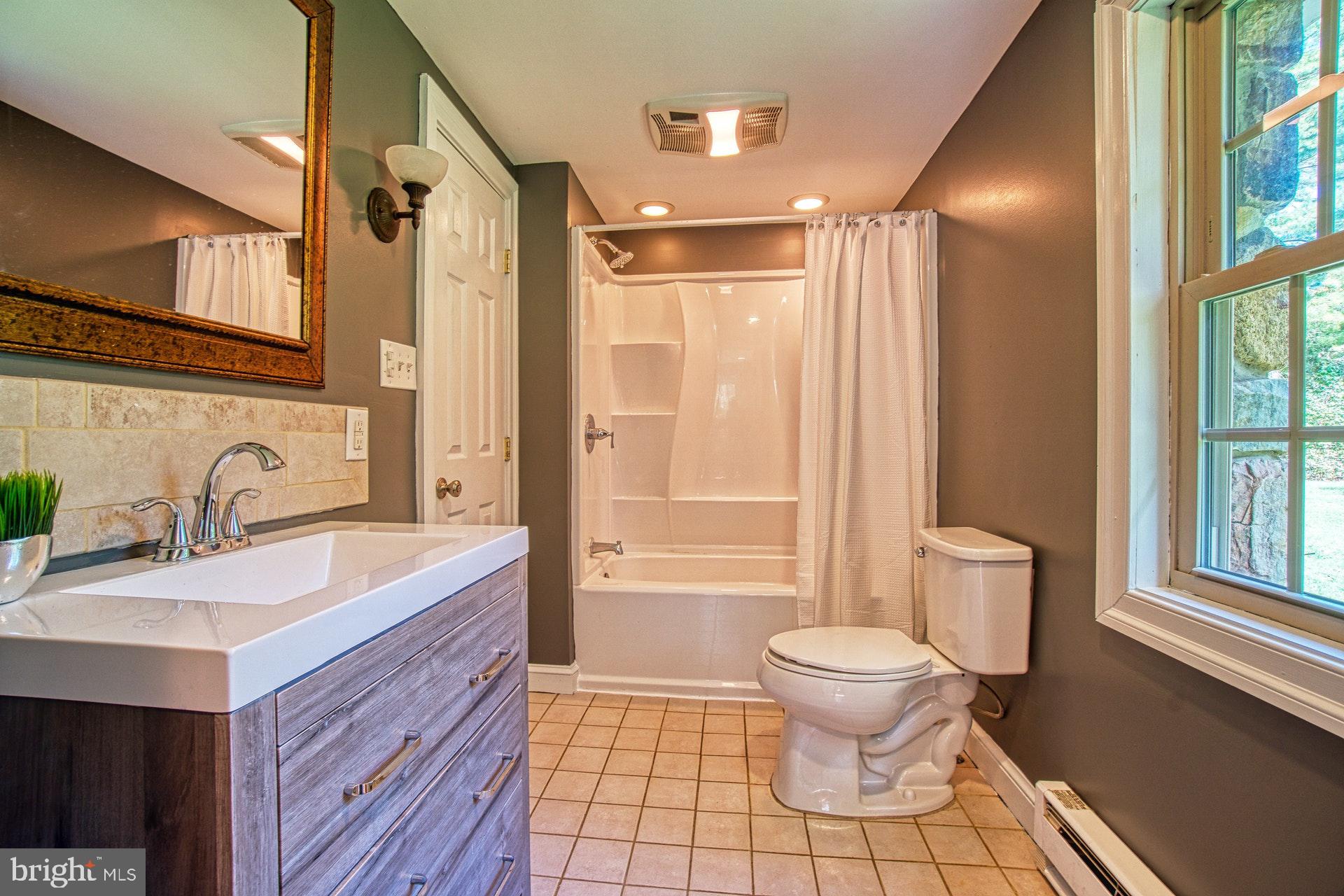 381 Swindler Hollow Road Sperryville, VA 22740 - Photo 18 of 31